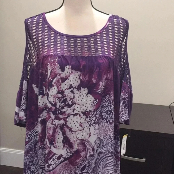 Simply Emma blouse - Picture 3 of 10